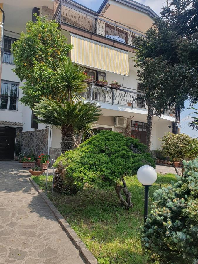 Bed and Breakfast Ospitalita Il Noce Brusciano Exterior foto