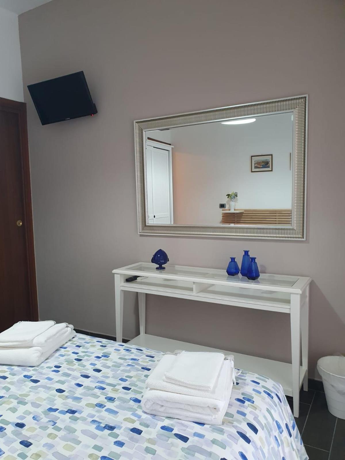 Bed and Breakfast Ospitalita Il Noce Brusciano Exterior foto